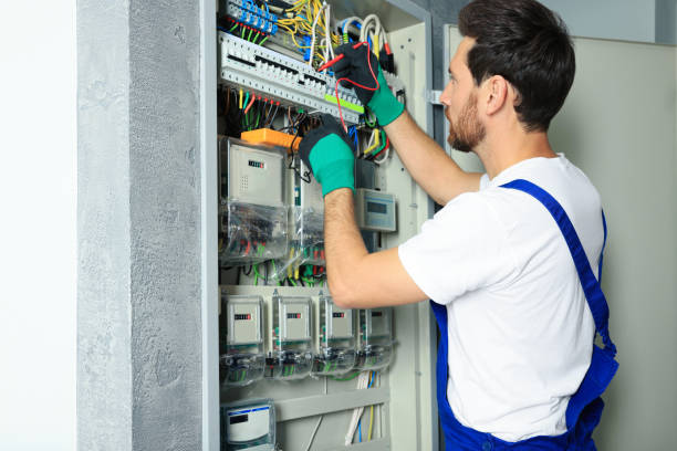 Best Licensed Electrician  in Groveton, VA